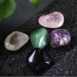 Kit de 5 Piedras Energéticas y Salvia Blanca - Image 5