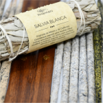 Kit con Pebetero, Salvia Blanca e Inciensos Artesanales - Image 5