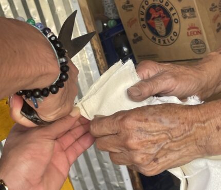 preparación de almohada de manta
